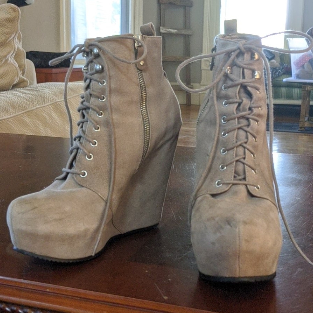 Gray suede Aldo wedges